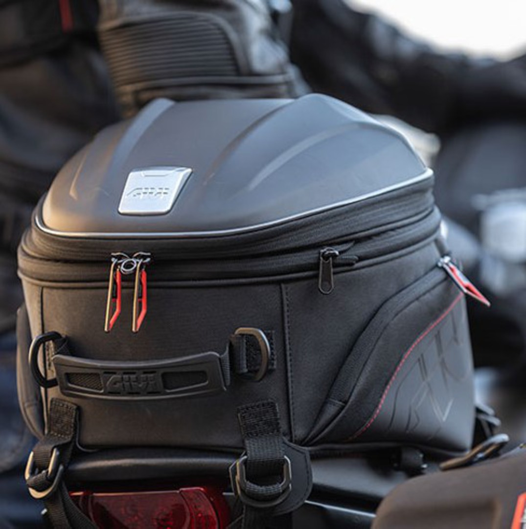 GIVI Seat Tail Bag semi-rigid 22L expandable image 0